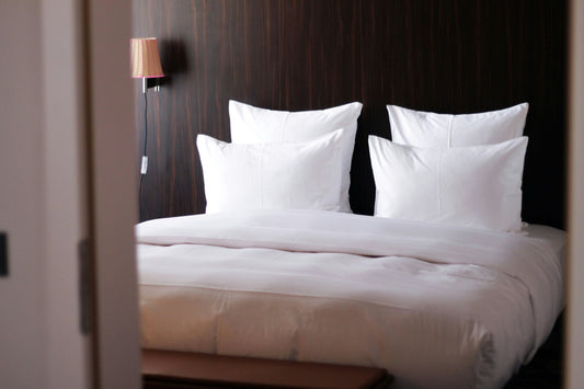 What Makes a Hotel Duvet Feel Luxurious? Secrets revealed